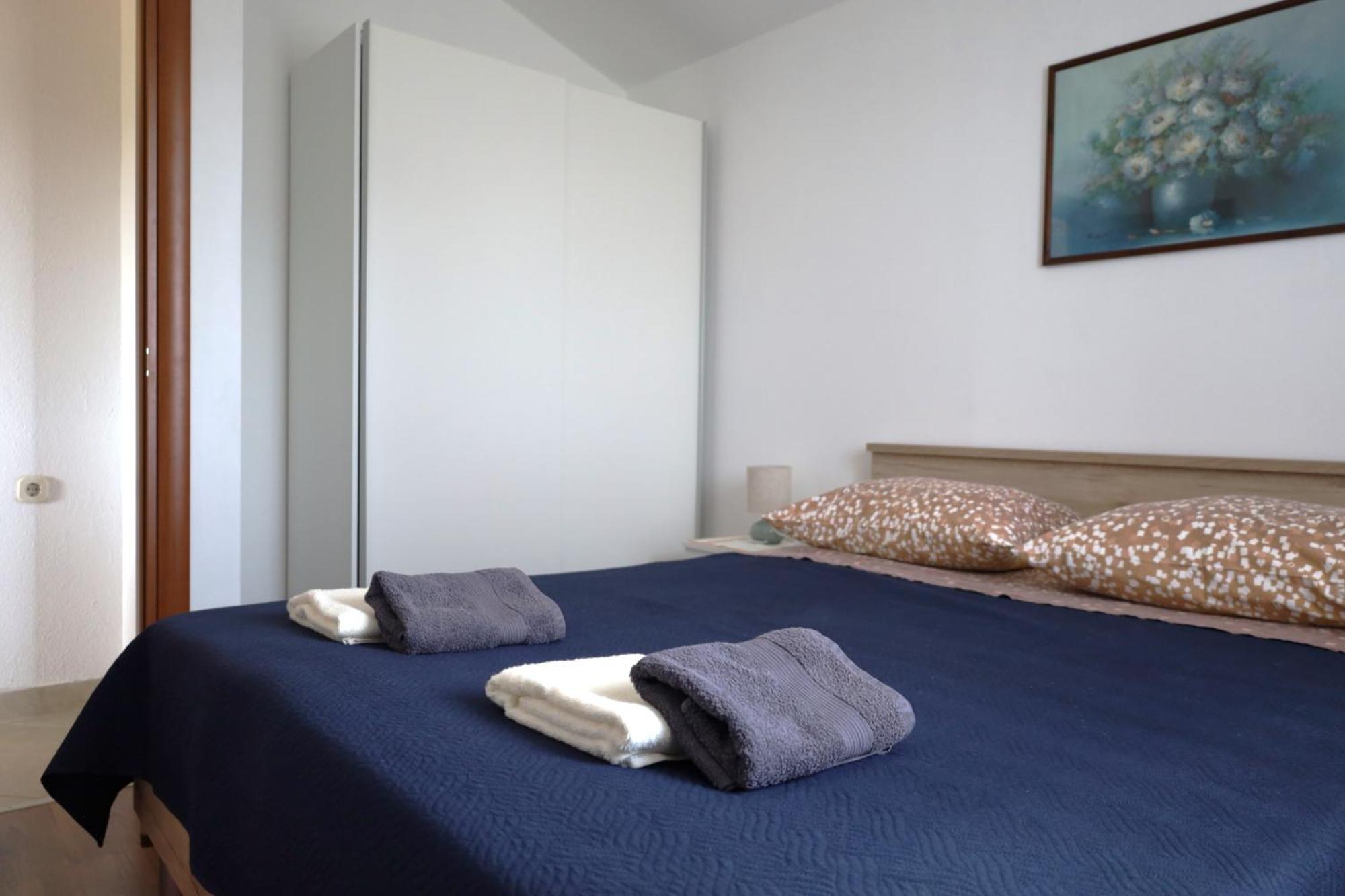 Apartment Zita With 1 Bedroom In Relaxing Surroundings Near Umag Exteriör bild