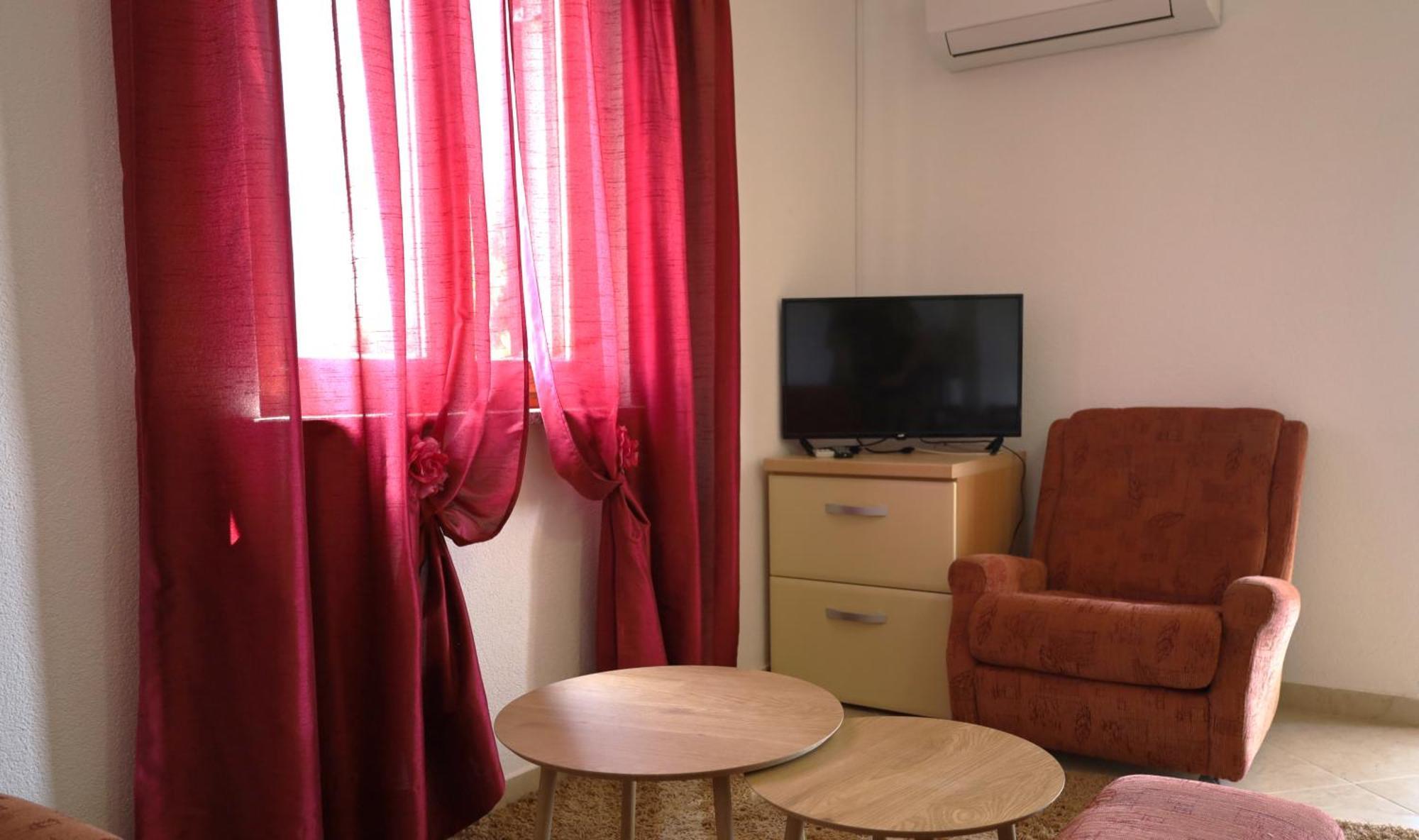 Apartment Zita With 1 Bedroom In Relaxing Surroundings Near Umag Exteriör bild