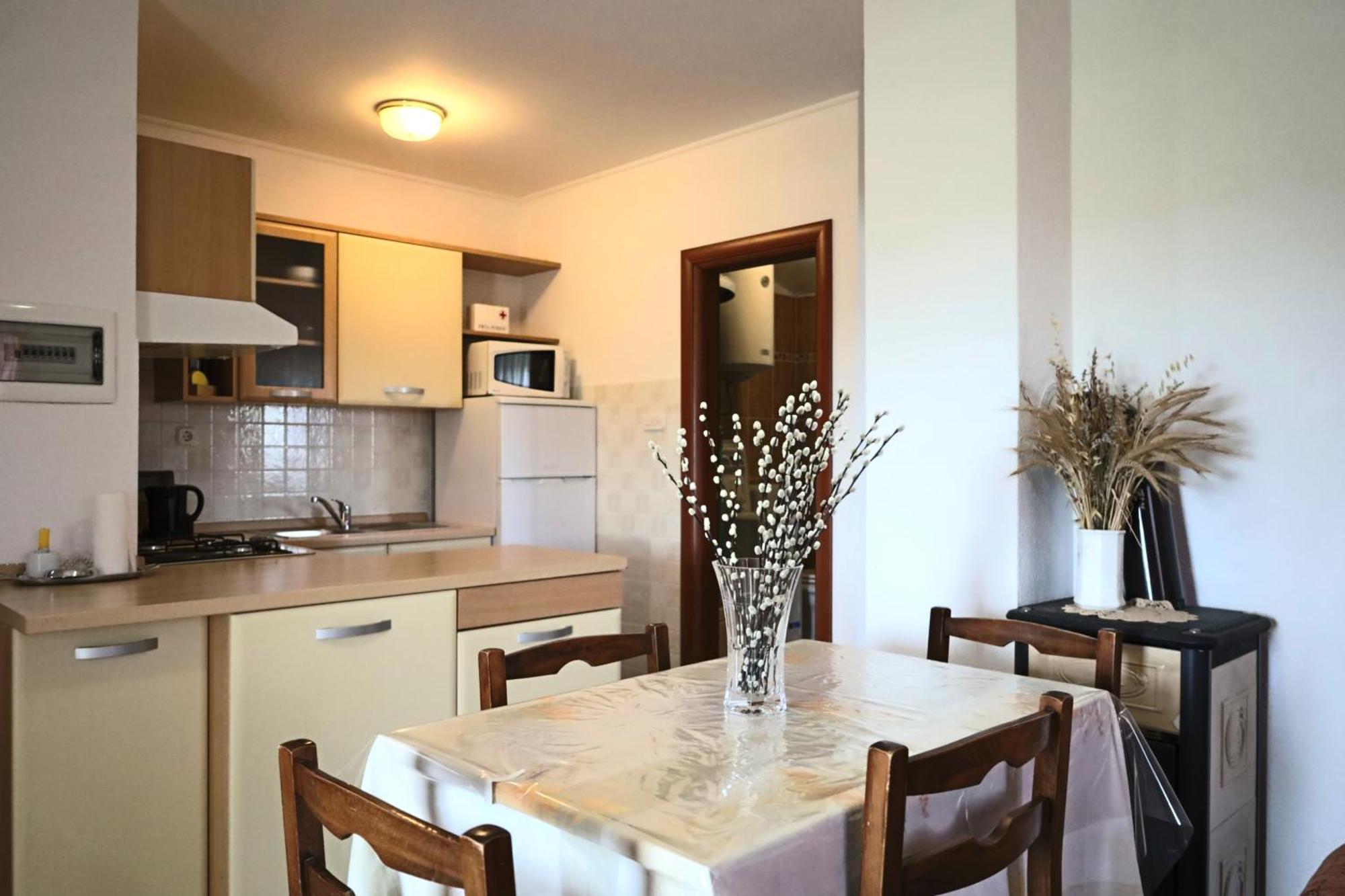 Apartment Zita With 1 Bedroom In Relaxing Surroundings Near Umag Exteriör bild