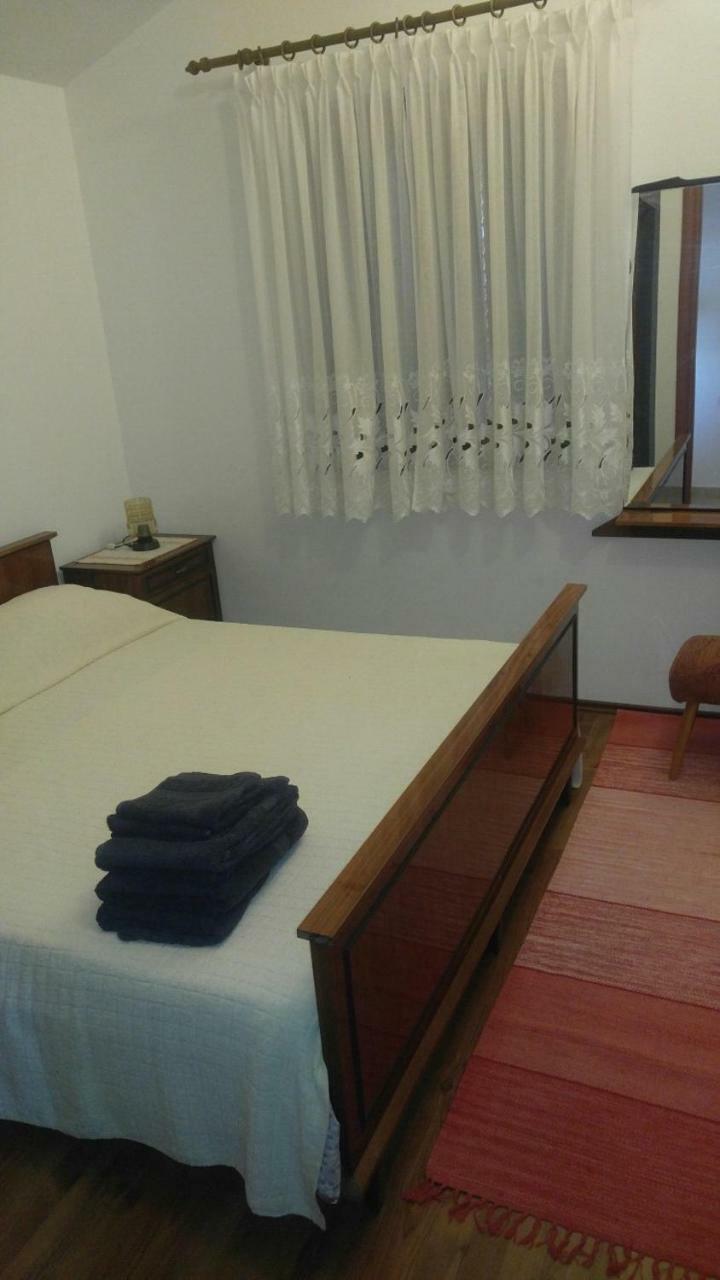 Apartment Zita With 1 Bedroom In Relaxing Surroundings Near Umag Exteriör bild